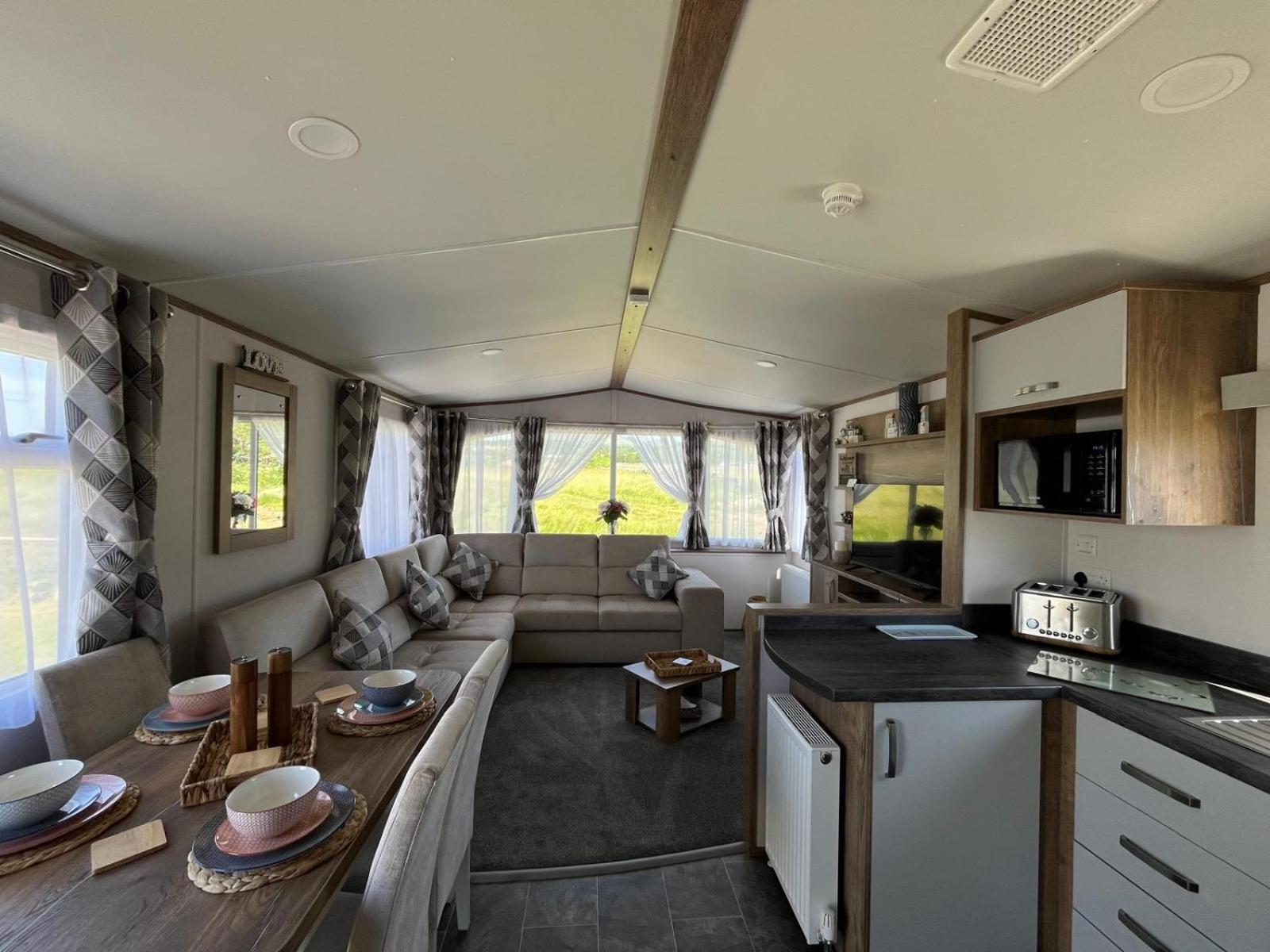 Visma Caravan Llanddwywe エクステリア 写真