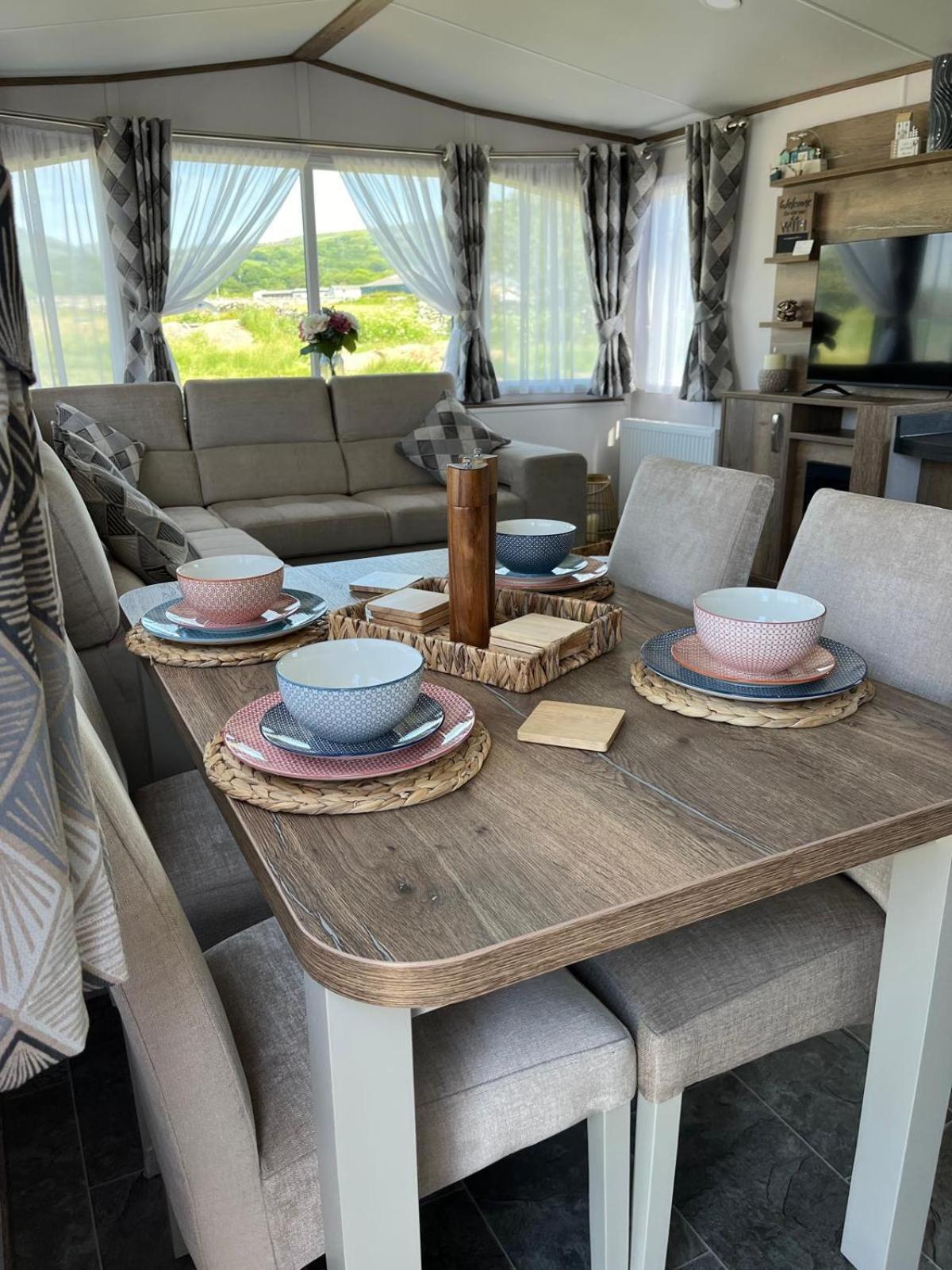 Visma Caravan Llanddwywe エクステリア 写真